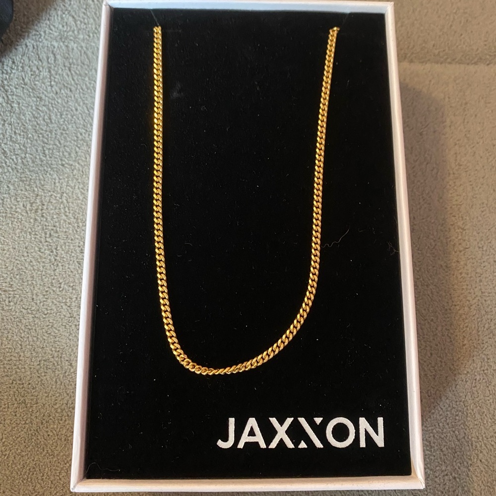 Jaxxon Gold Cuban link chain 20”